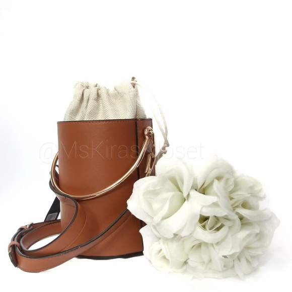 🆕 Mini Bucket Crossbody Bag NWT - Picture 3 of 7